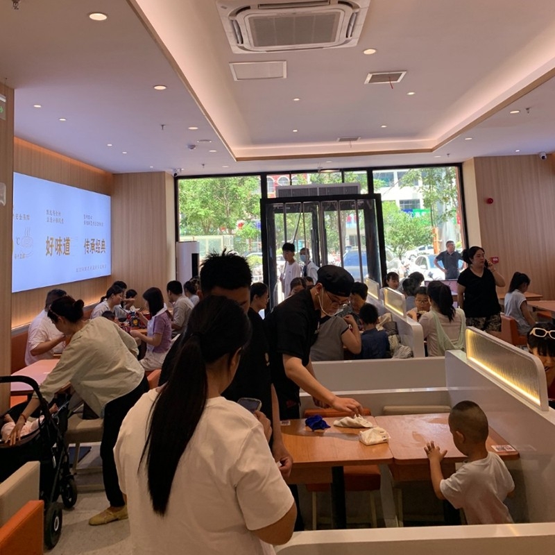 狀元米線，二十年專注純大米米線，品質保障，市場信賴。選擇我們，共享美味商機，成就創(chuàng)業(yè)夢想！